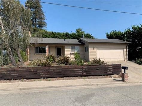 Watsonville, CA 95076 - We have a new renovated home in the Senior Community available with a 1 car garage. . For rent watsonville